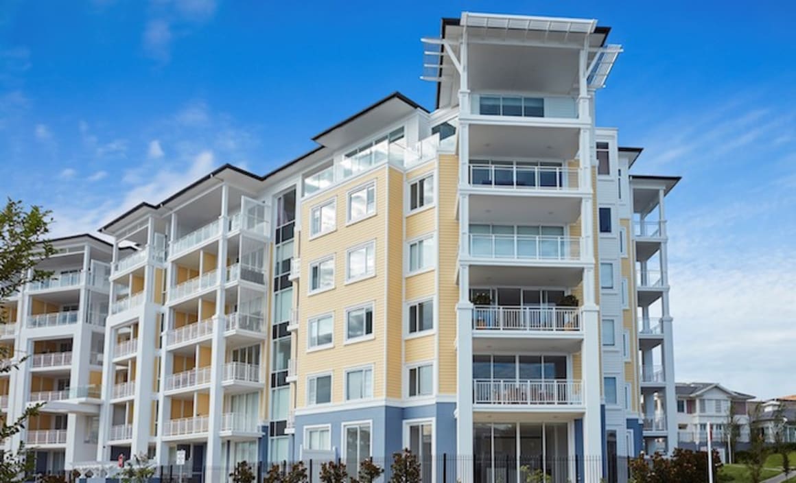 Breakfast Point harbourview apartment listed for 3.985 m...